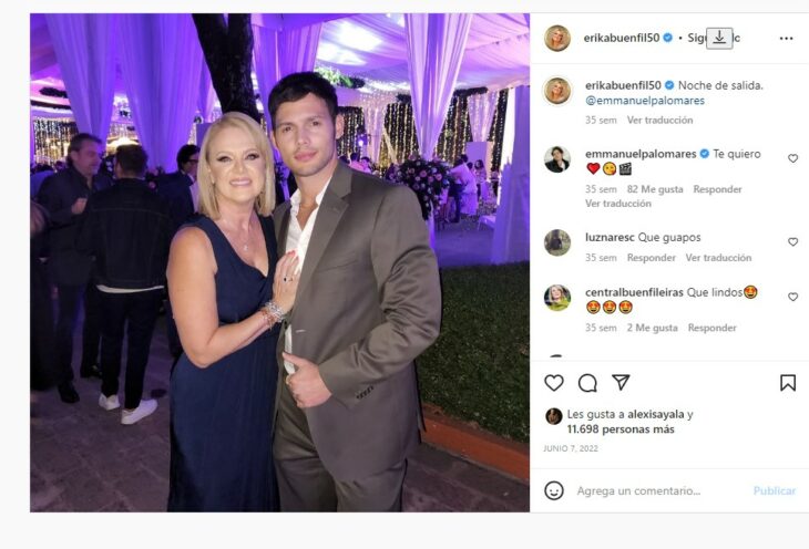 captura de pantalla de una publicación de Erika Buenfil posando a lado del actor Emmanuel Palomares 