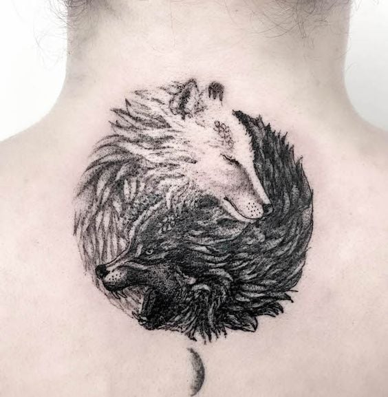 ying yang tatuaje de lobos