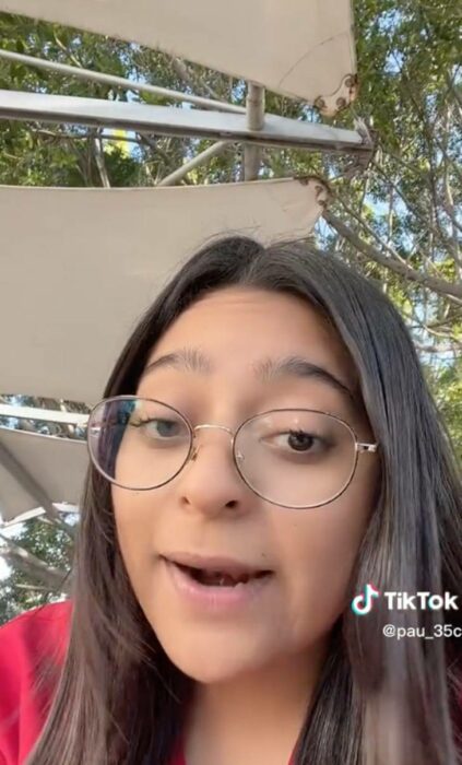 pau Barrera relatando su historia en tiktok