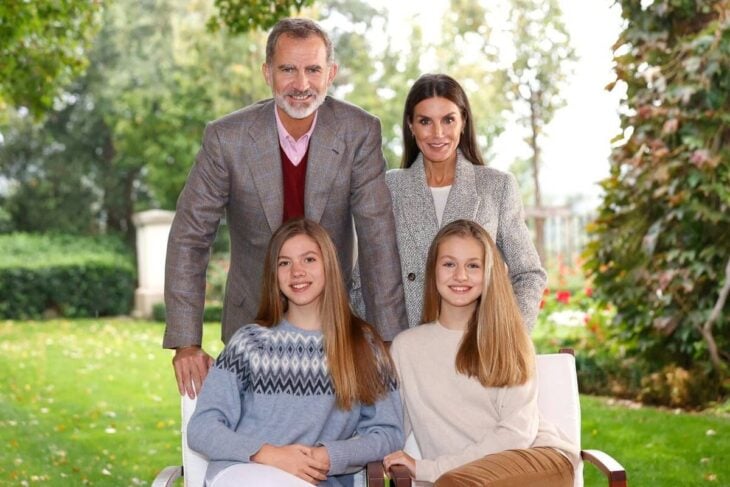 King Felipe VI and Queen Letizia of Spain accompanied by their daughters Princesses Leonor and Sofía in one of the gardens of the Casa Real