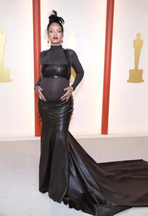 Rihanna mejores looks de la alfombra roja en los premios Oscar 2023