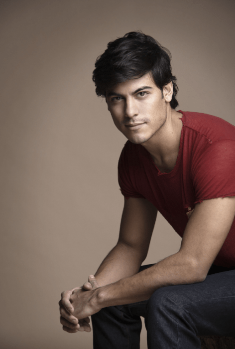 the singer Carlos Rivera in his beginnings