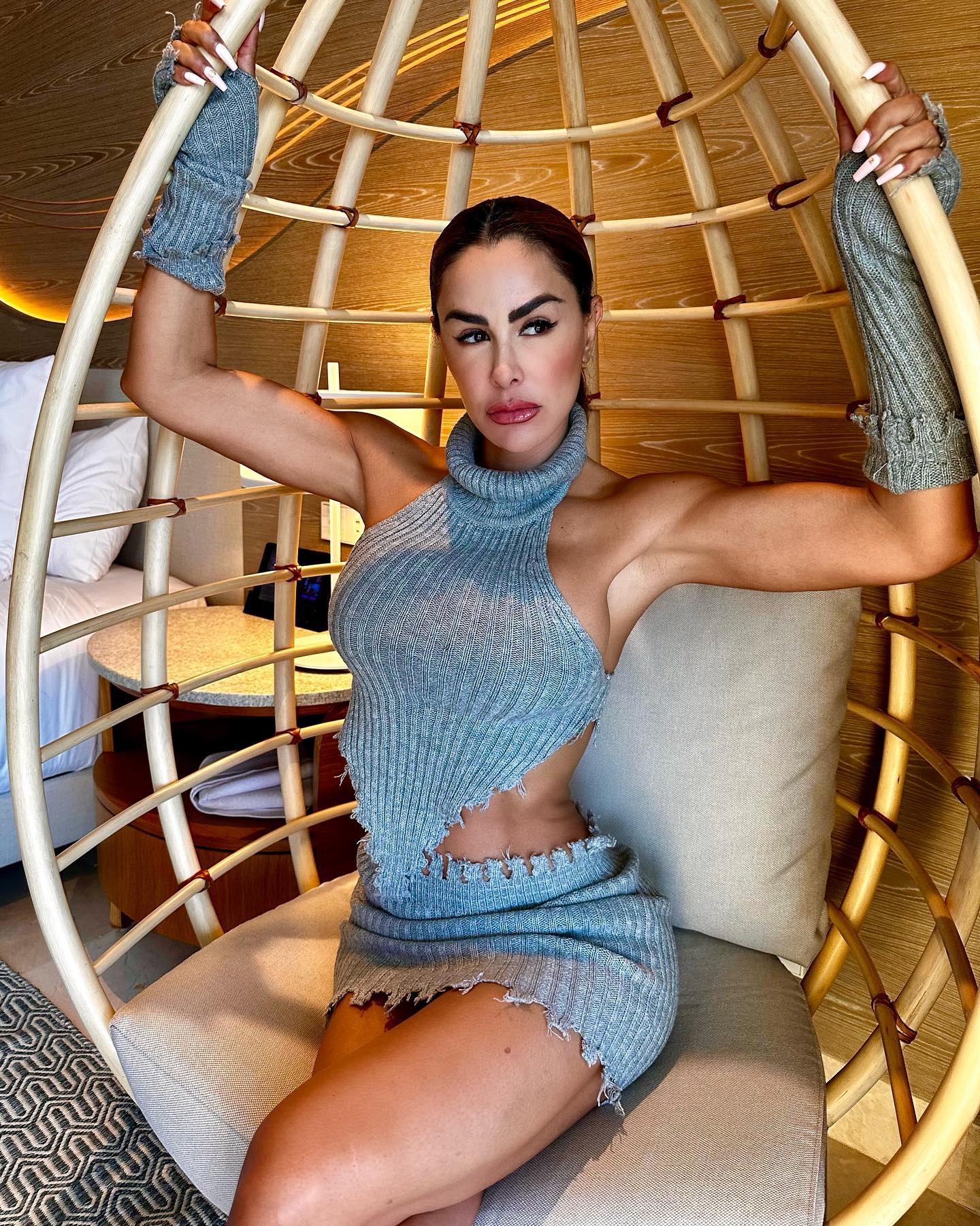 Ninel Conde shares the photos of her new face and unleashes a rain of criticism World Stock Market