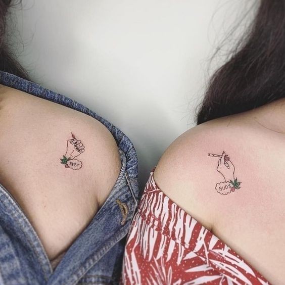 tatuaje de mejores amigas encendedor y cigarro