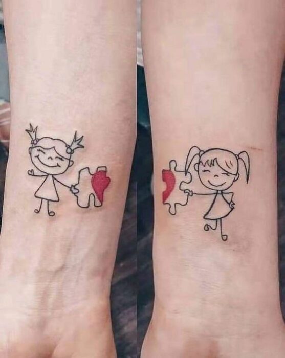 tatuaje de amigas con rompecabeza