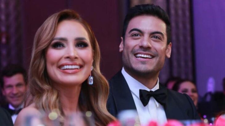 Carlos Rivera y Cynthia en evento