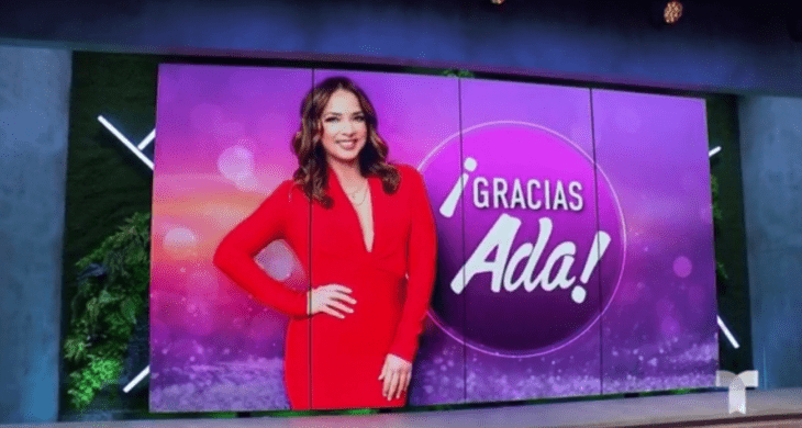 imagen de Adamari López en una de las pantallas del programa Hoy día