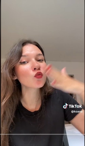 Ana compartiendo como monetizó con los ronquidos de su novio