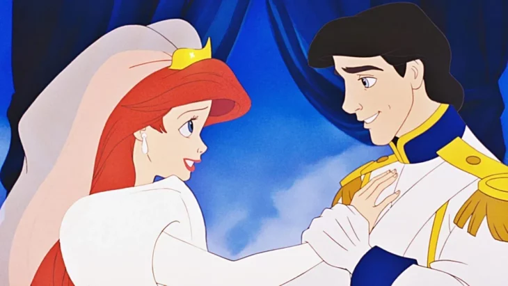 imagen de la versión original de la película de La Sirenita de Disney donde los protagonistas se casan