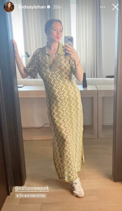 Lindsay Lohan compartió la primera foto mostrando su pancita de embarazo 