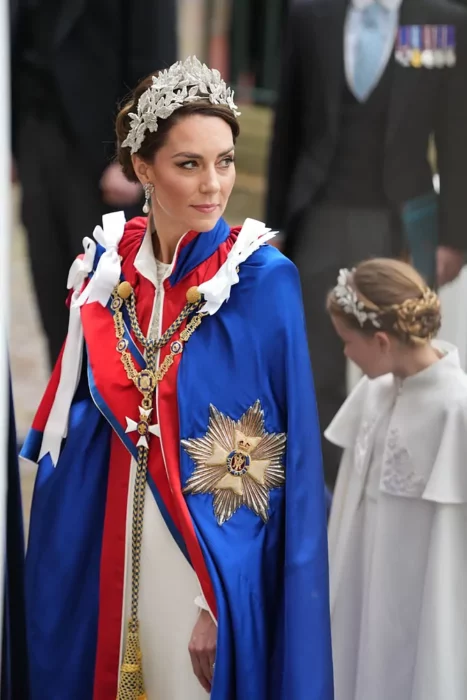 Kate Middleton llegando la coronación de carlos 3