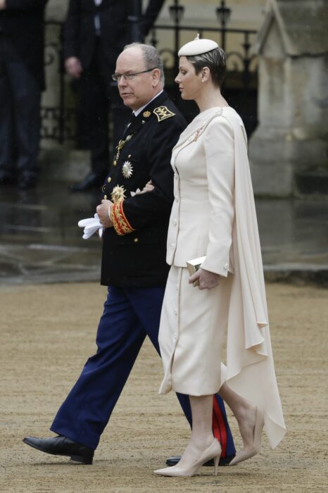 Charléne y Alberto de Mónaco en la coronación del Rey Carlos III 