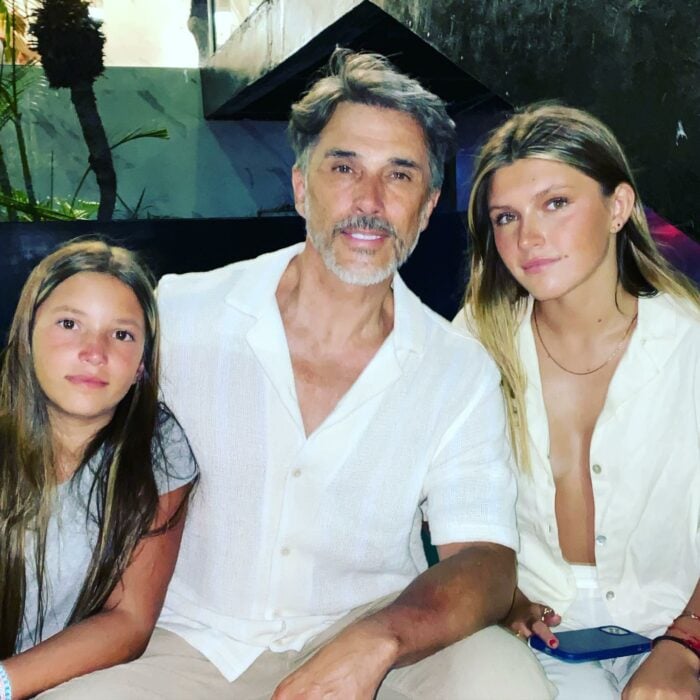 Sergio mayer con sus dos hijas 