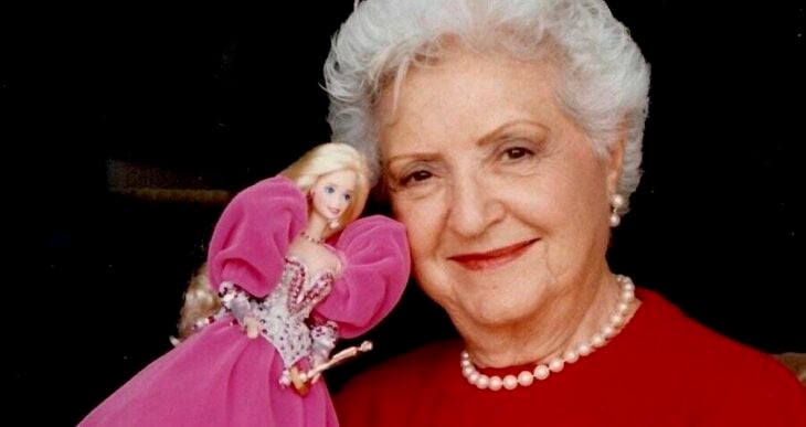 Ruth Handler con Barbie 