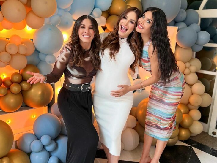 cynthia rodriguez jkristal silva y laura g en el baby shower