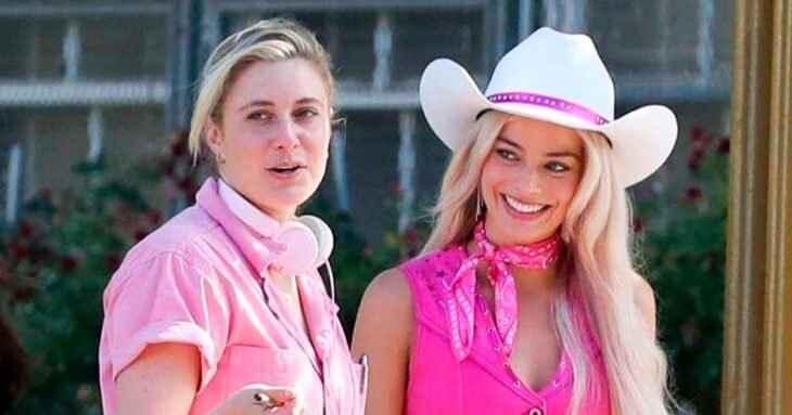 Greta Gerwing y Margot Robbie en el set de Barbie 