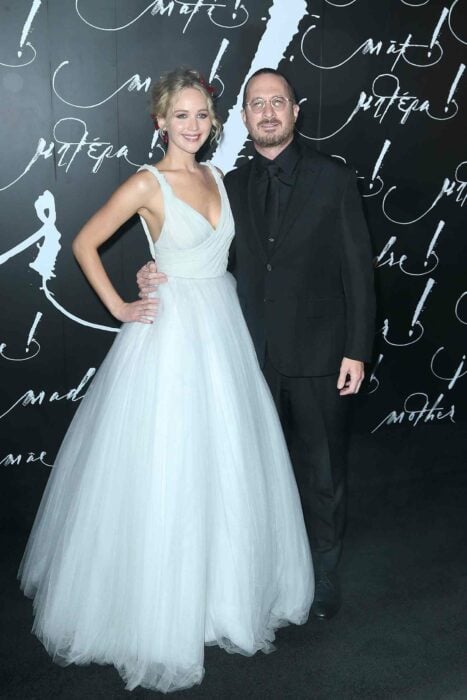 Darren Aronofsky y Jennifer Lawrence en evento
