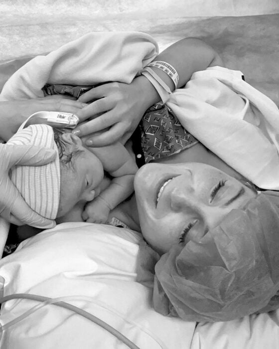 Meghan Trainor da la bienvenida a su segundo bebé y muestra las fotos del nacimiento