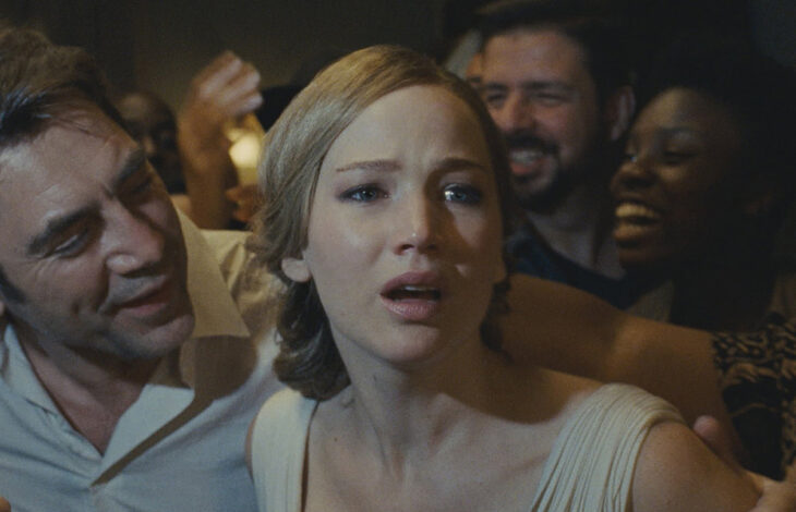 Jennifer Lawrence en escena de Mother 